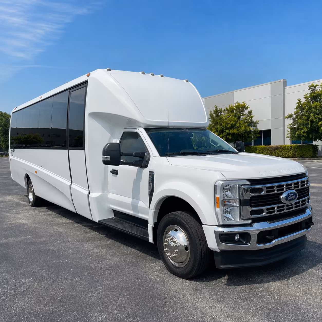 corporate airport transfer buses between sfo and south san francisco