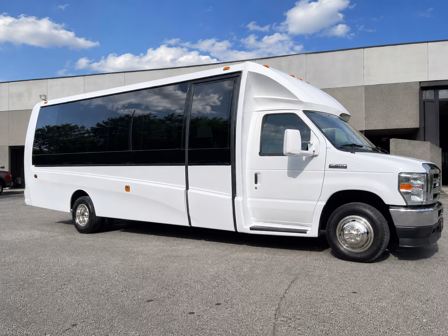 minibus rentals for santa cruz mountains wine trail groups