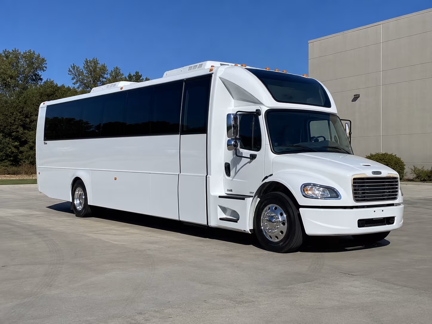 south san francisco 28 passenger party bus
